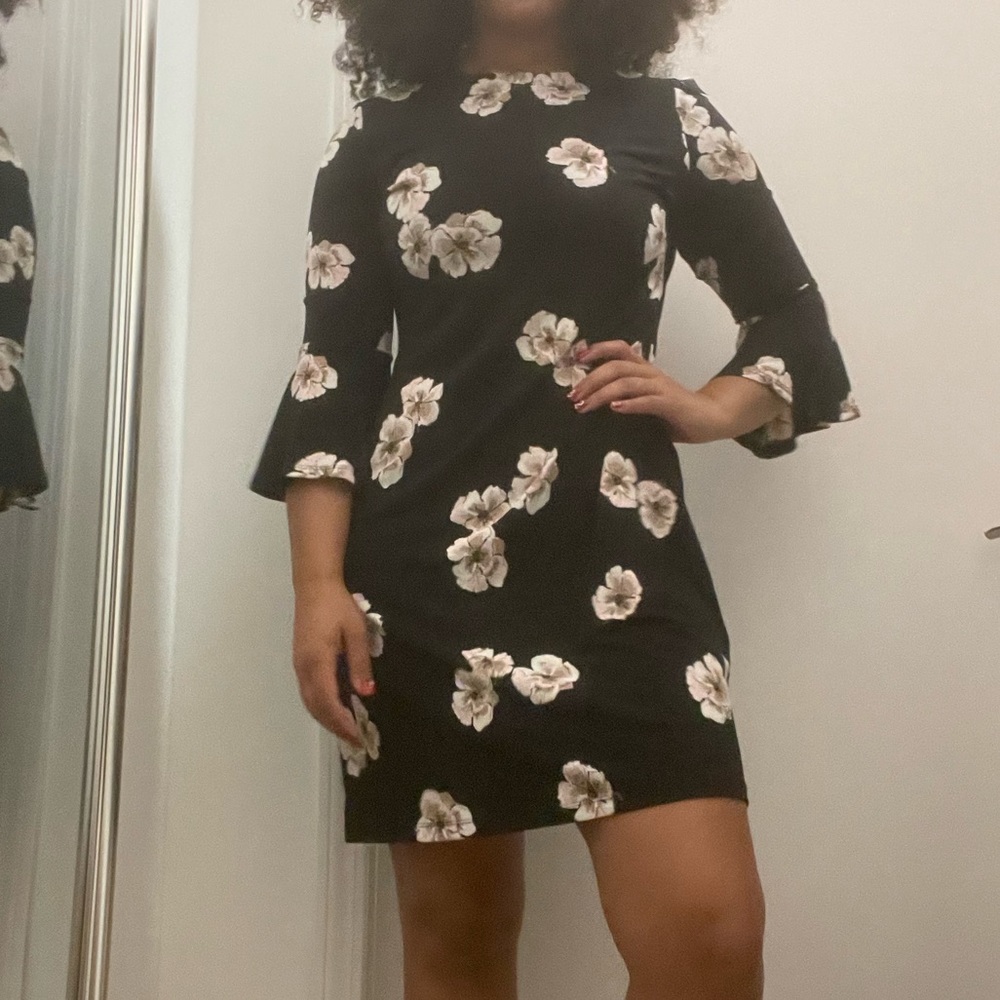 Cute black floral dress!